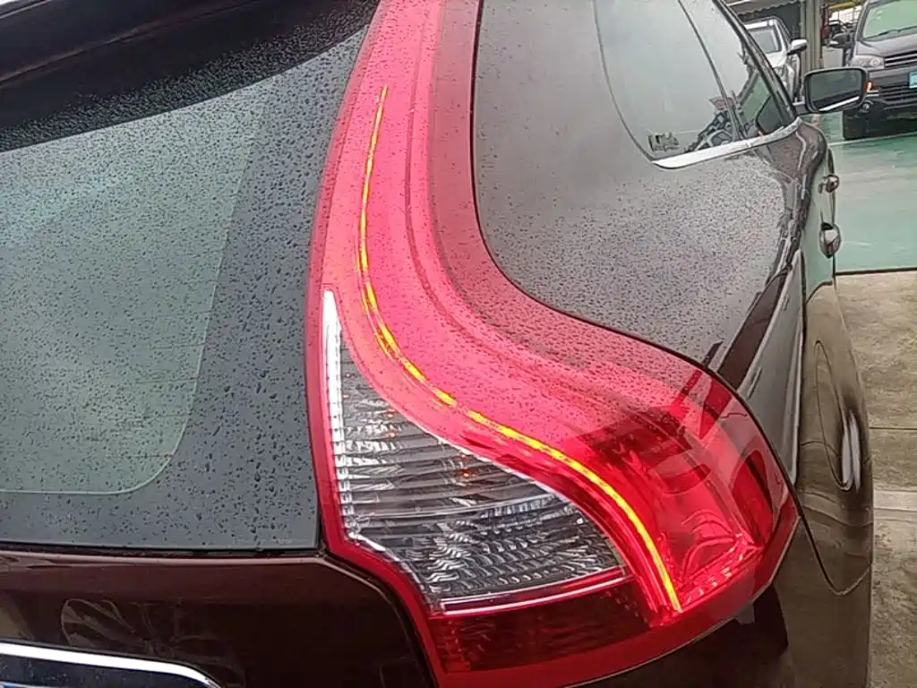 Volvo XC60 — миниатюра 8