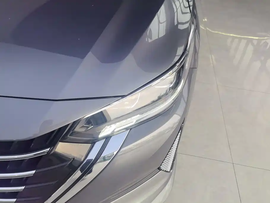 Nissan Sylphy — миниатюра 5