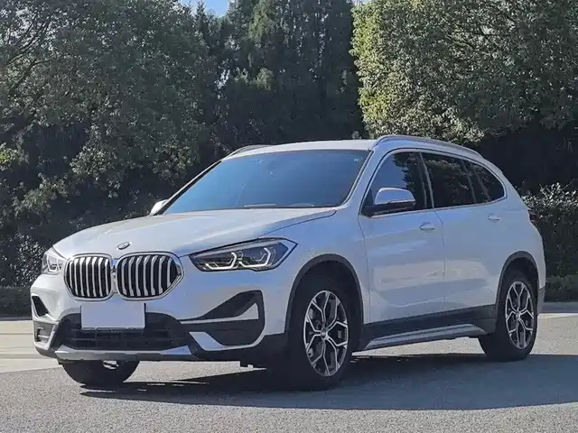 BMW  X1 2021