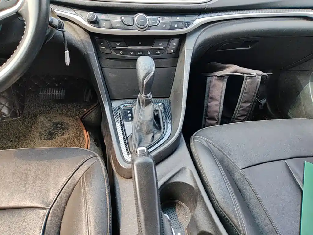 Buick Excelle — миниатюра 14