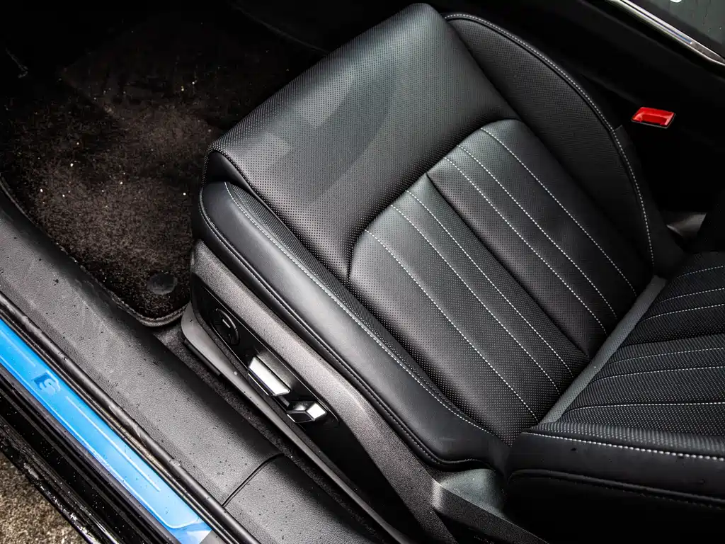 Audi A6L — миниатюра 4