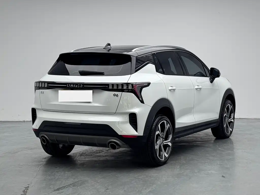 Lynk & Co 06 — миниатюра 6