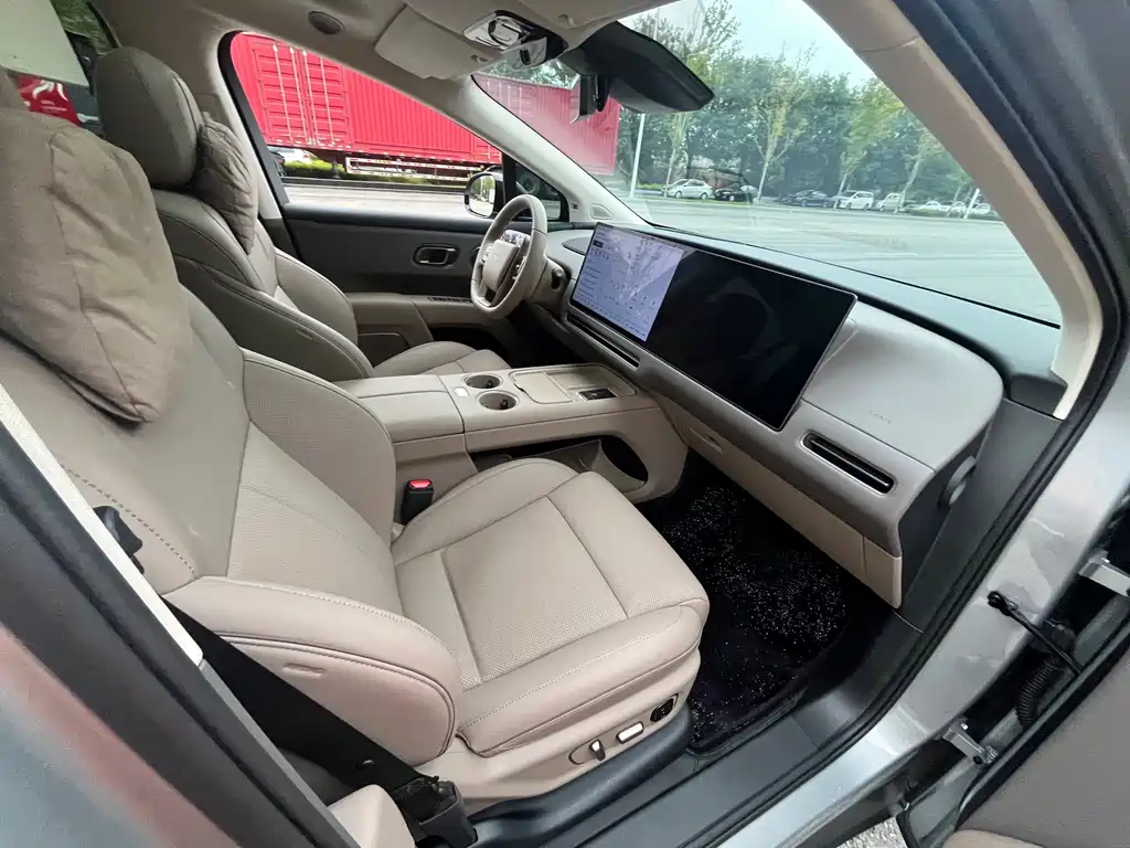 Li Auto Идеальный I8 — миниатюра 15