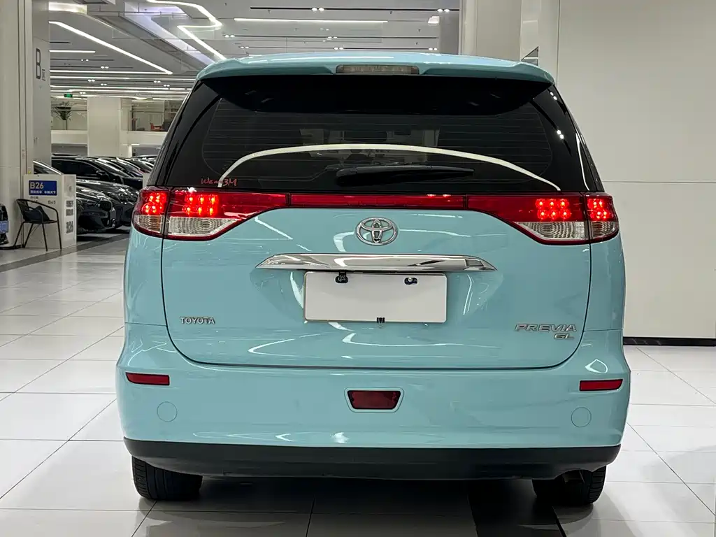 TOYOTA PREVIA