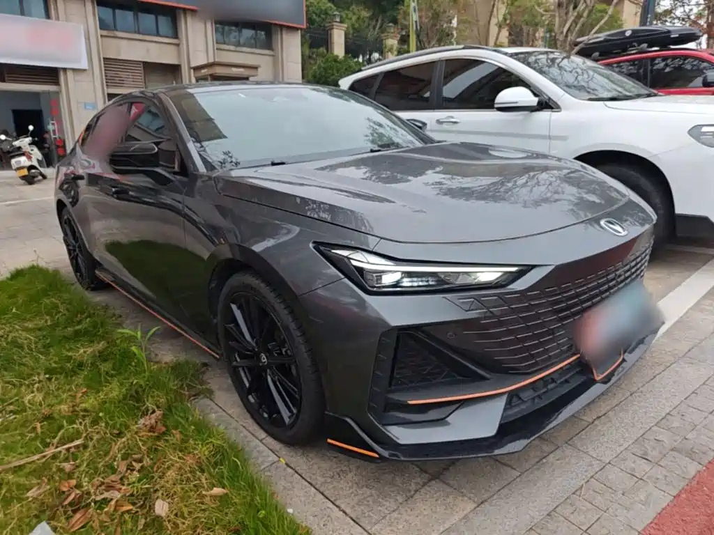 Changan UNI-V — миниатюра 4