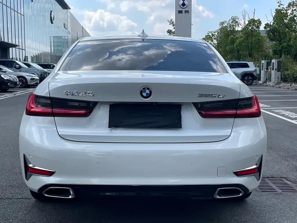 BMW 3 Series — миниатюра 15