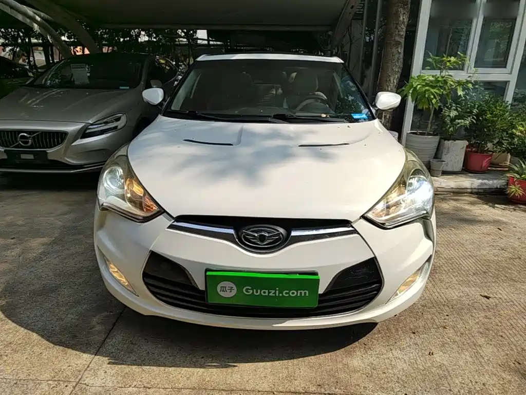 Hyundai Veloster — миниатюра 3