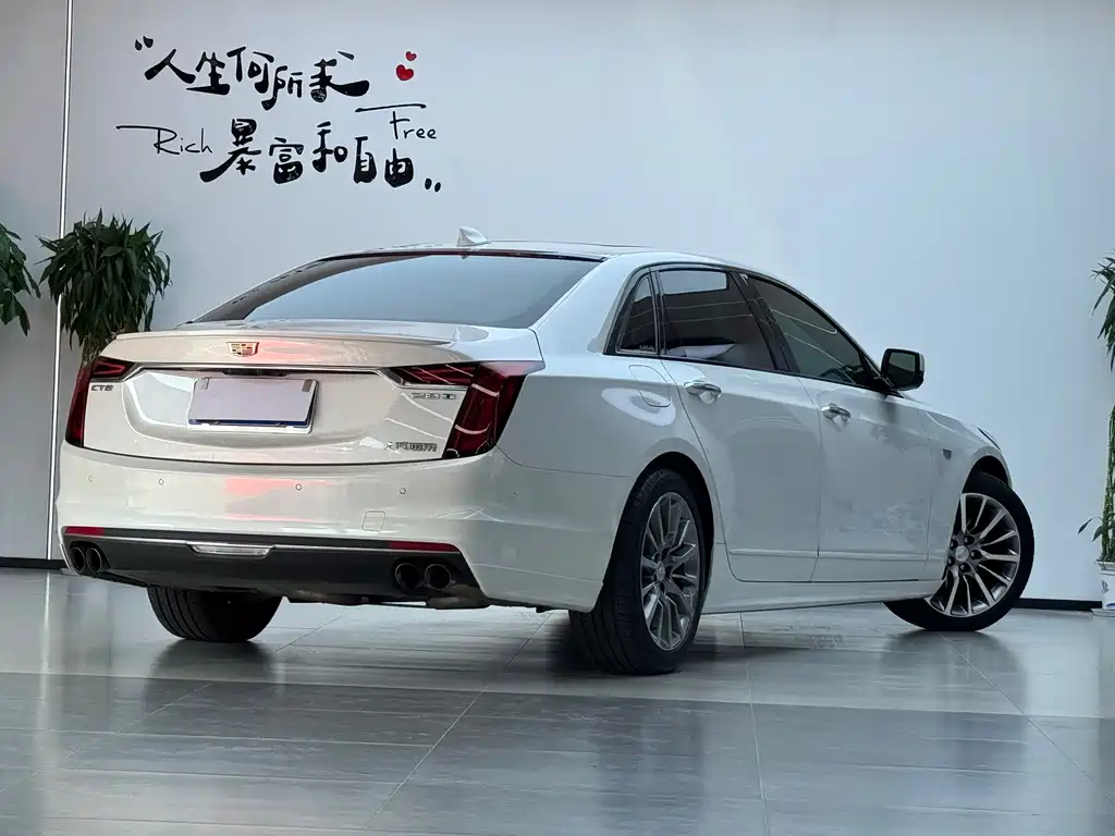 Cadillac CT6 — миниатюра 3