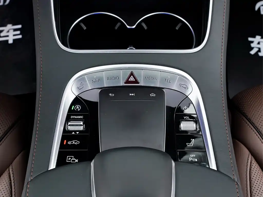 Mercedes-Benz S-Class — миниатюра 21