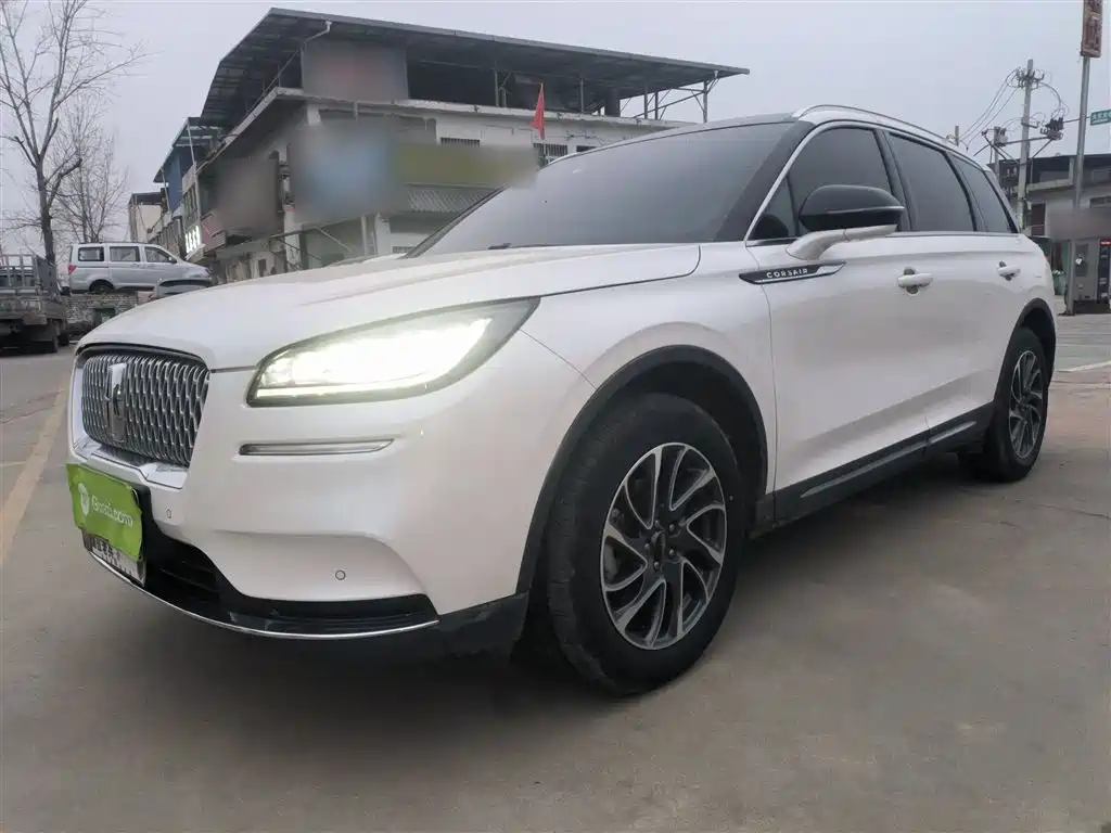 Lincoln Corsair 2021
