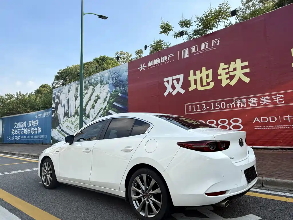 Mazda 3 Axela — миниатюра 7