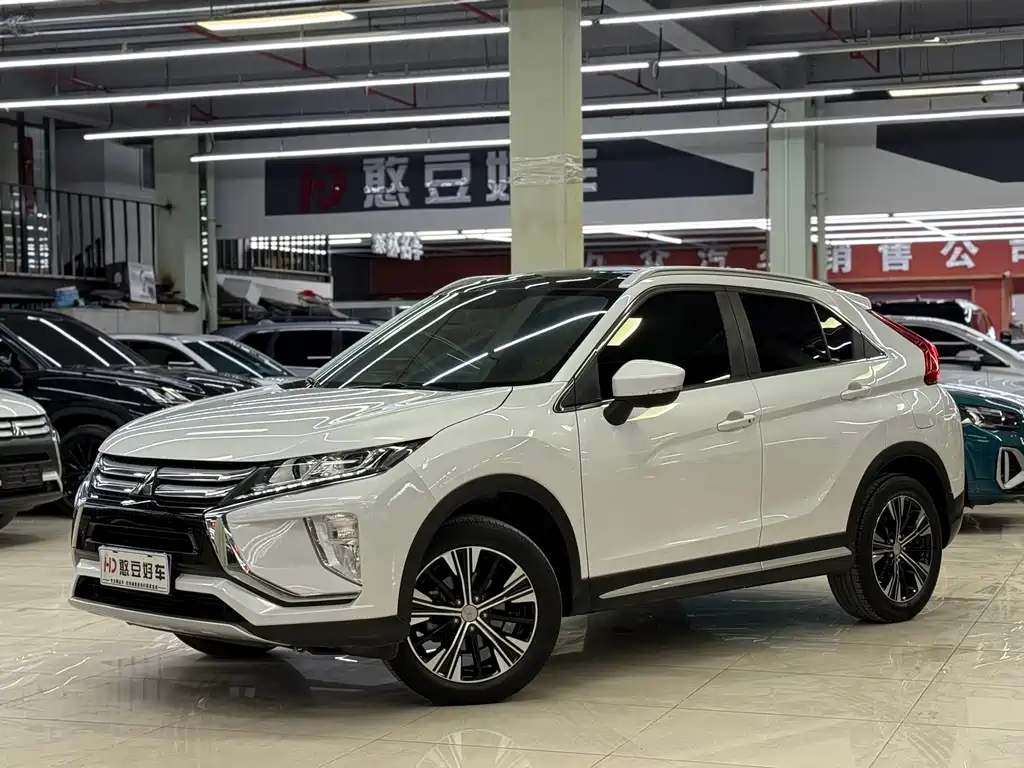 Купить Mitsubishi Eclipse Cross