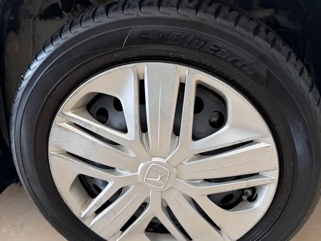 Honda Fit — миниатюра 5