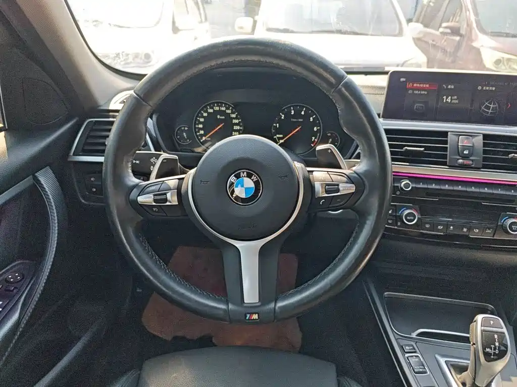 BMW 3 Series — миниатюра 10
