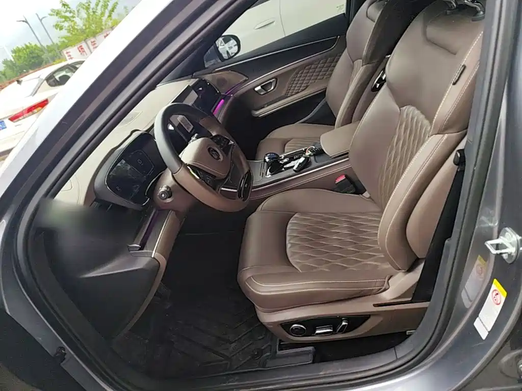 BYD Han — миниатюра 15