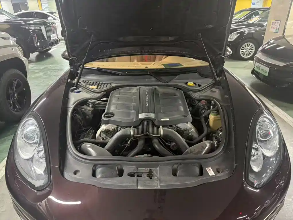 Porsche Panamera — миниатюра 12
