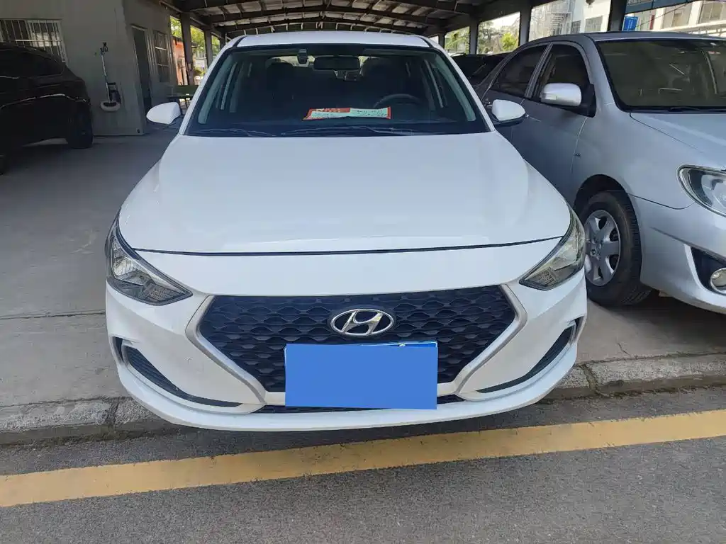 Hyundai Elantra 2021