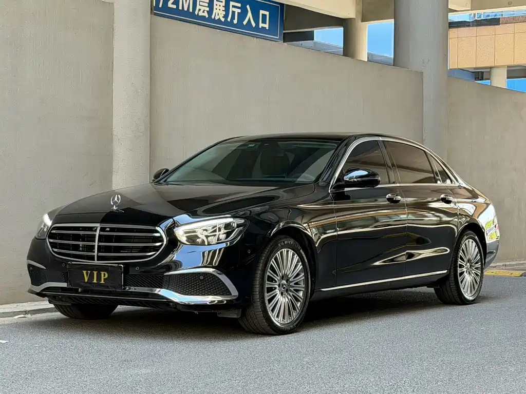 Mercedes-Benz E-Class 2023