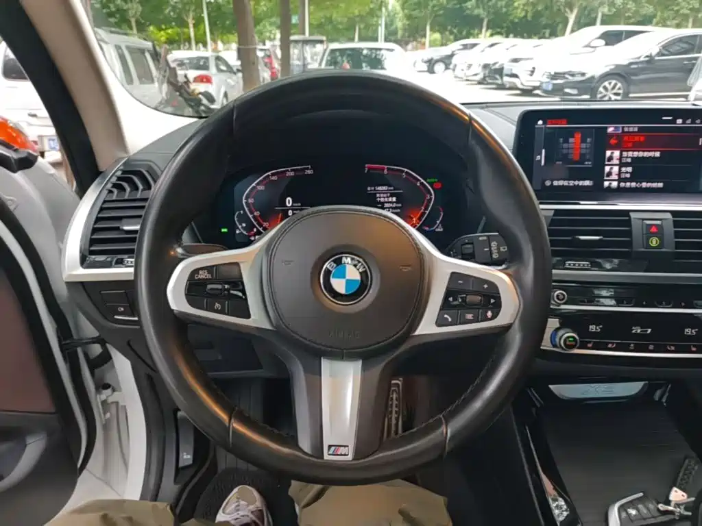 BMW X3 — миниатюра 11