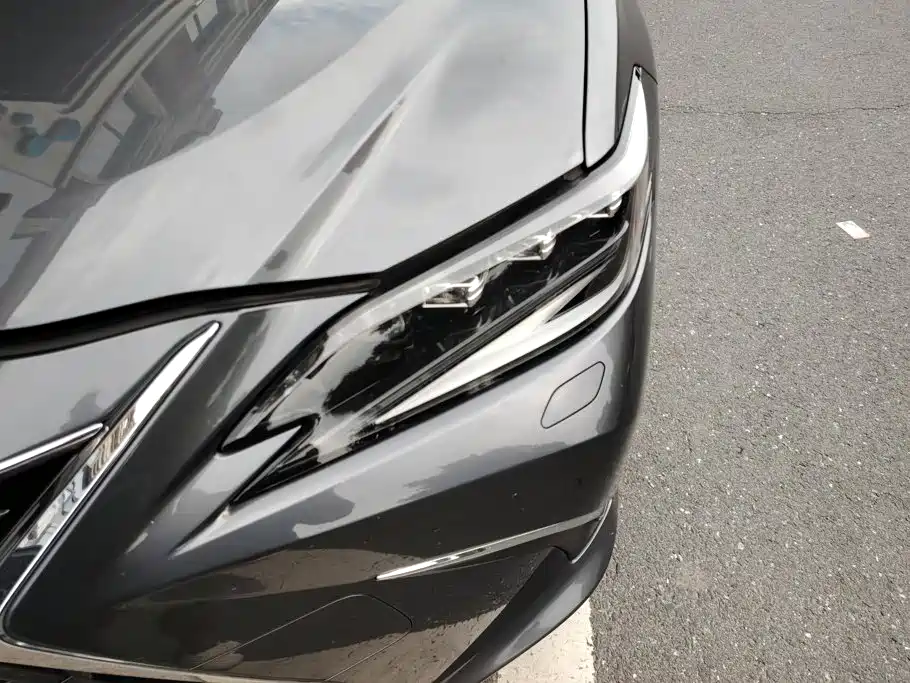 Lexus ES — миниатюра 4