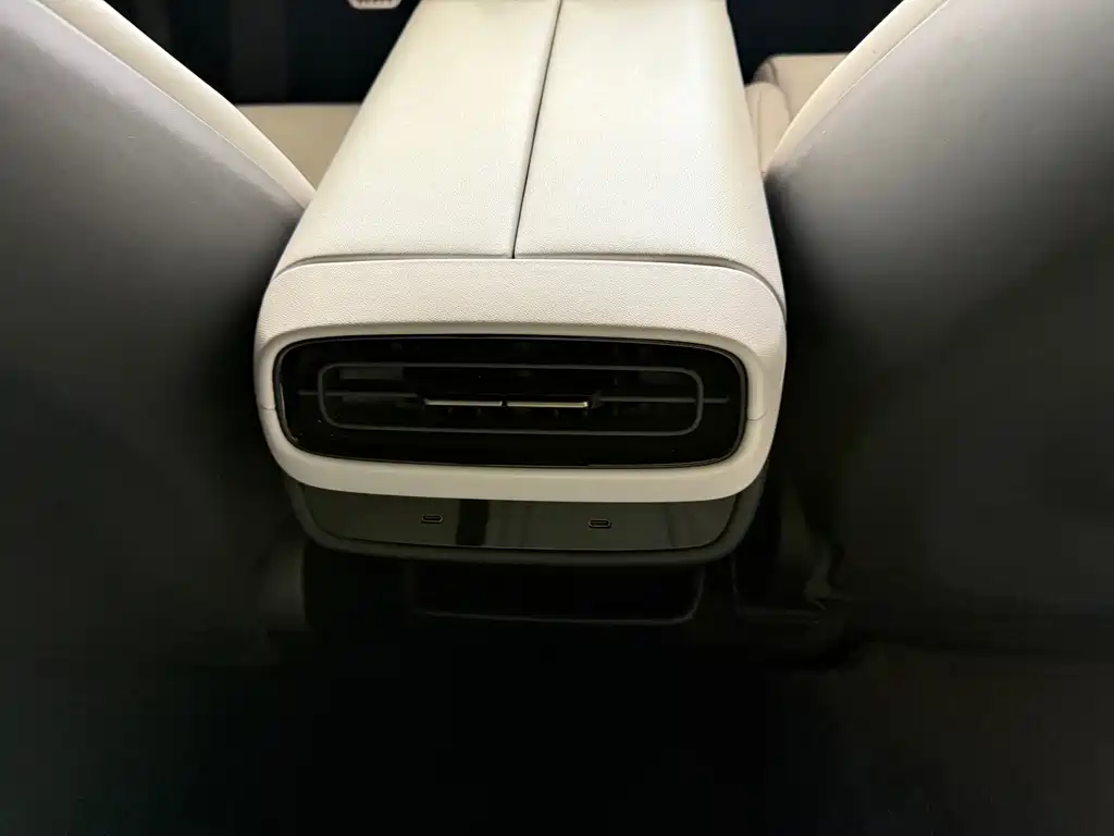 Xiaomi SU7 2024 Smart Drive Pro