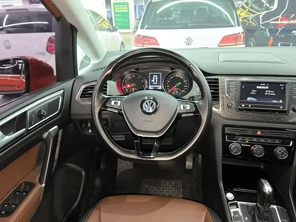 Volkswagen Golf Sportsvan — миниатюра 11