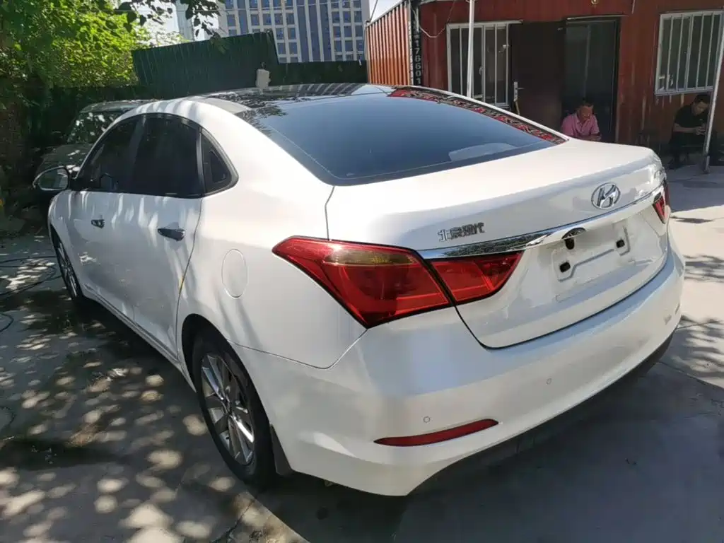 Hyundai Mistra — миниатюра 5