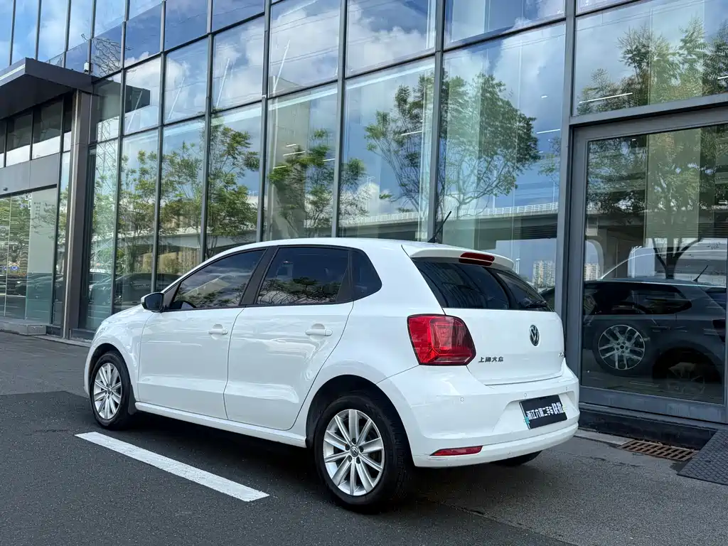 Volkswagen Polo — миниатюра 14