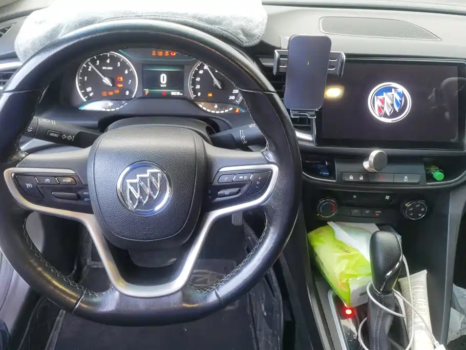 Buick Excelle — миниатюра 12