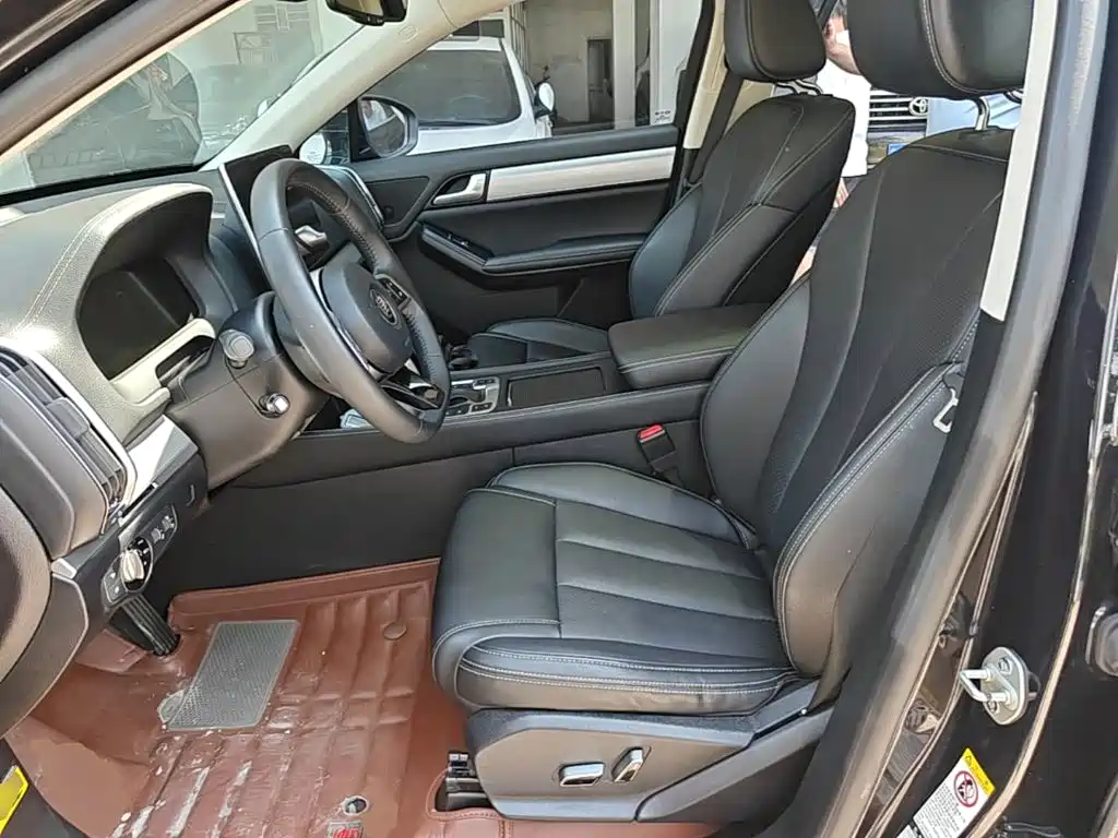 BYD Tang — миниатюра 15