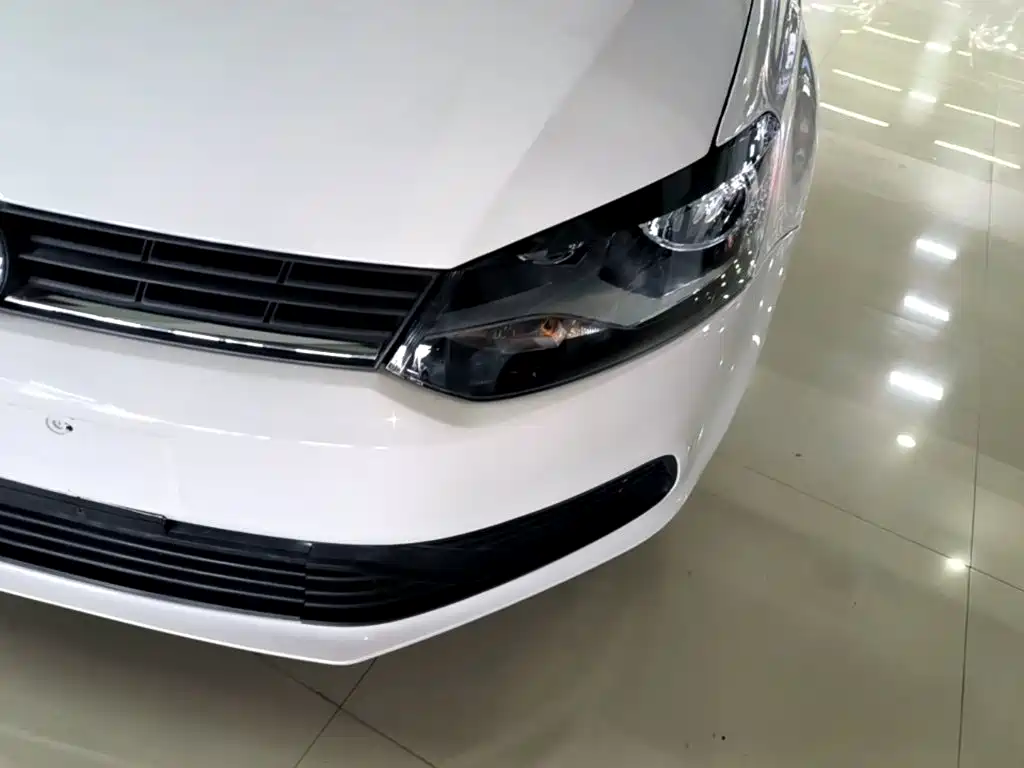 Volkswagen Polo — миниатюра 24