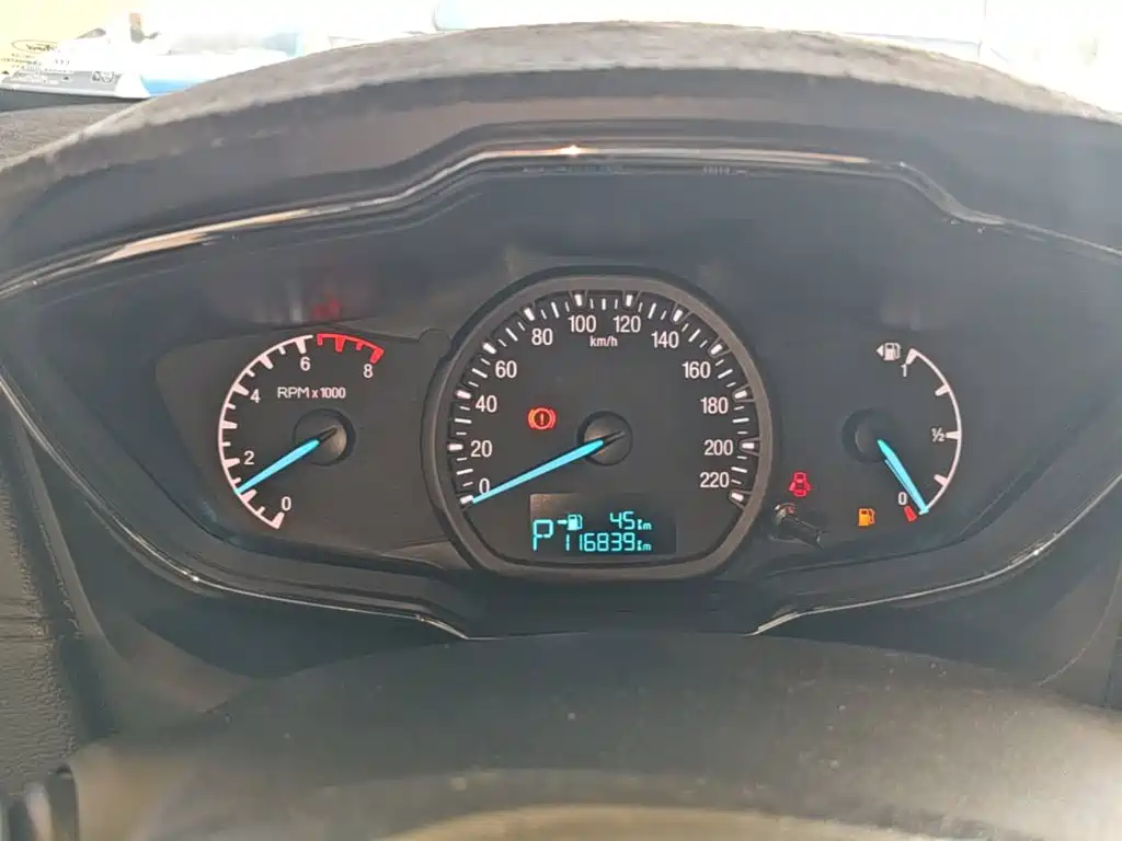 Ford Escort — миниатюра 12