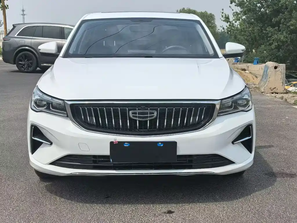 Geely Emgrand — миниатюра 2