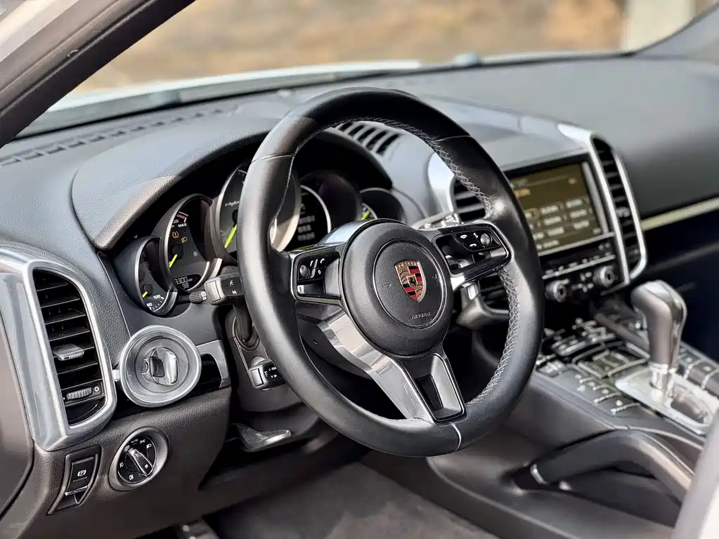 PORSCHE CAYENNE NEW ENERGY