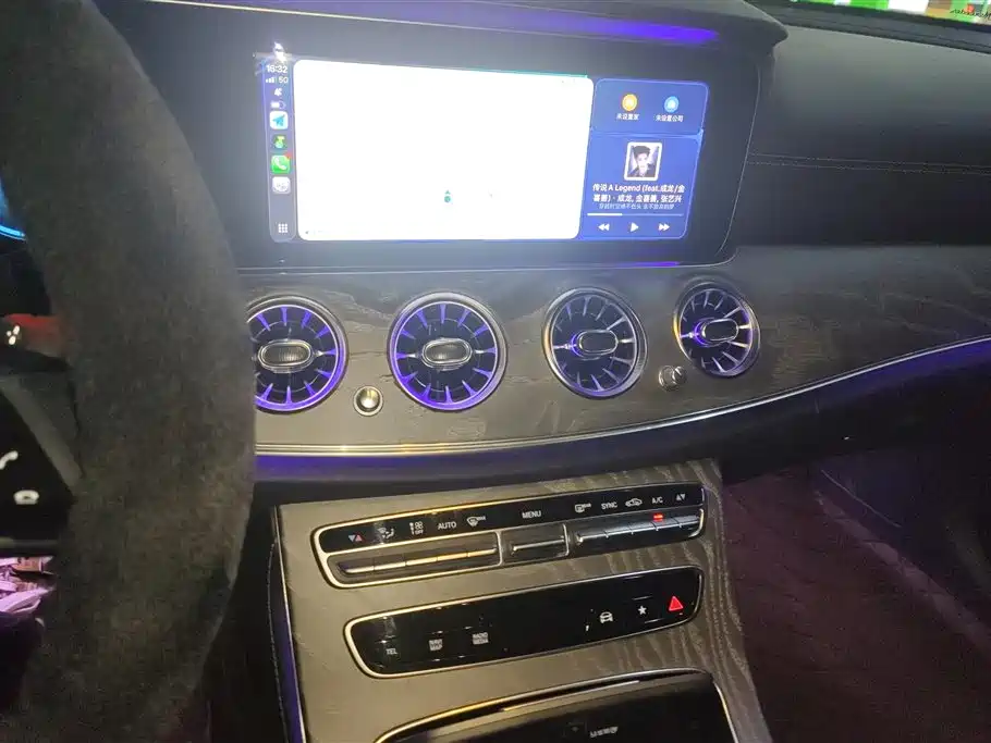 MERCEDES-BENZ E CLASS