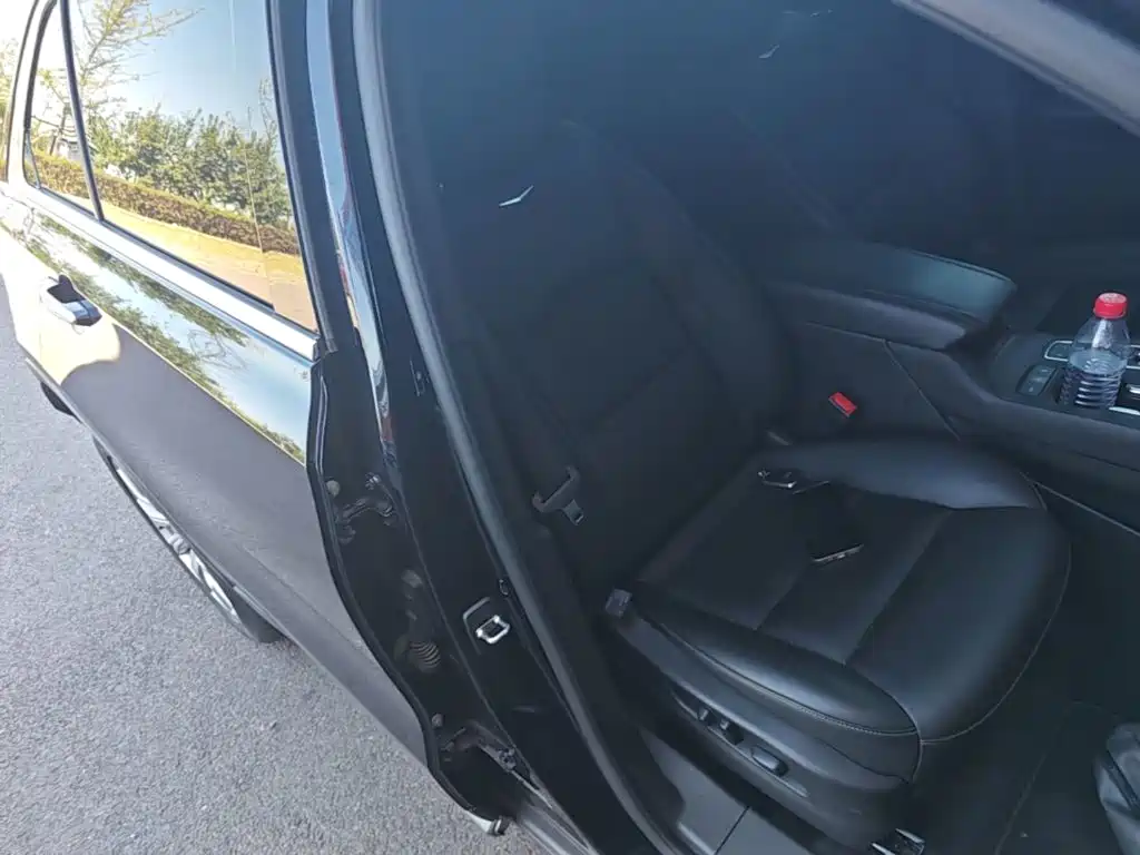 Cadillac XT4 — миниатюра 25