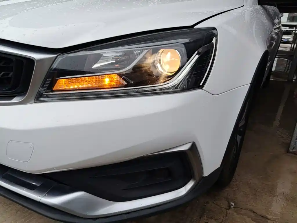 Geely Vision S1 — миниатюра 24
