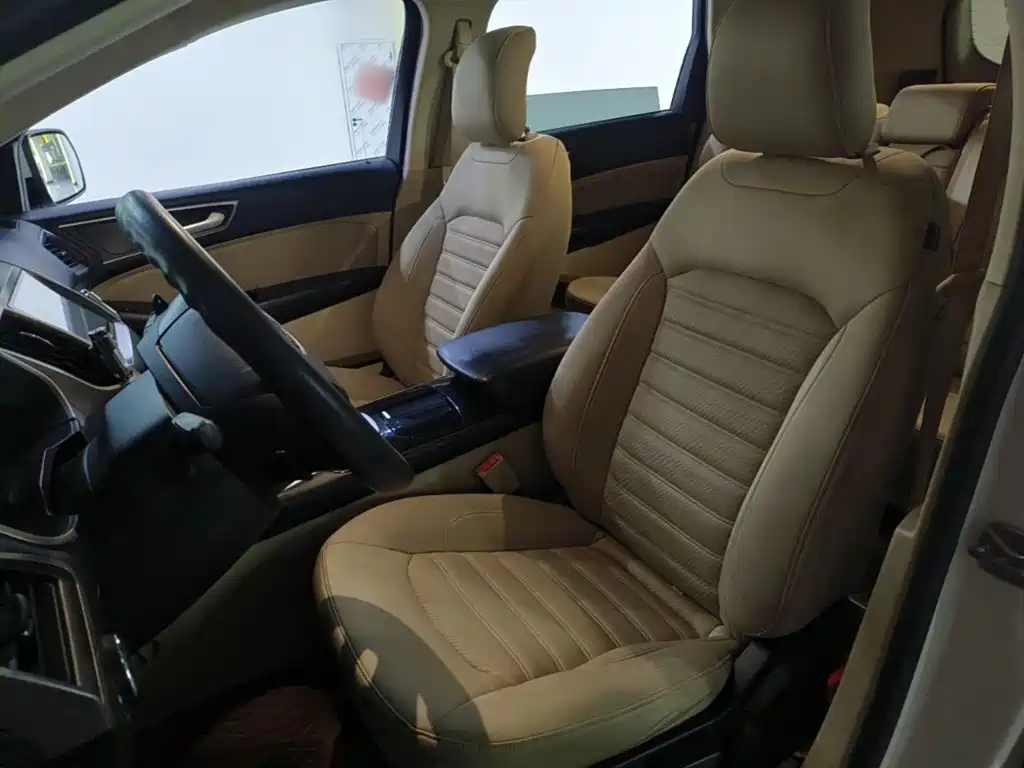 Ford Edge — миниатюра 15