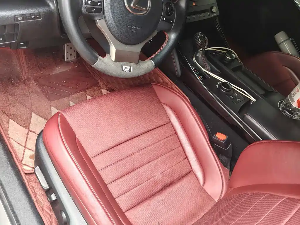 Lexus IS — миниатюра 2