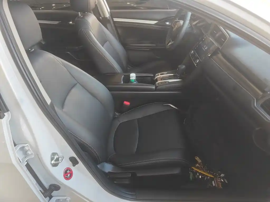 Honda Civic — миниатюра 25