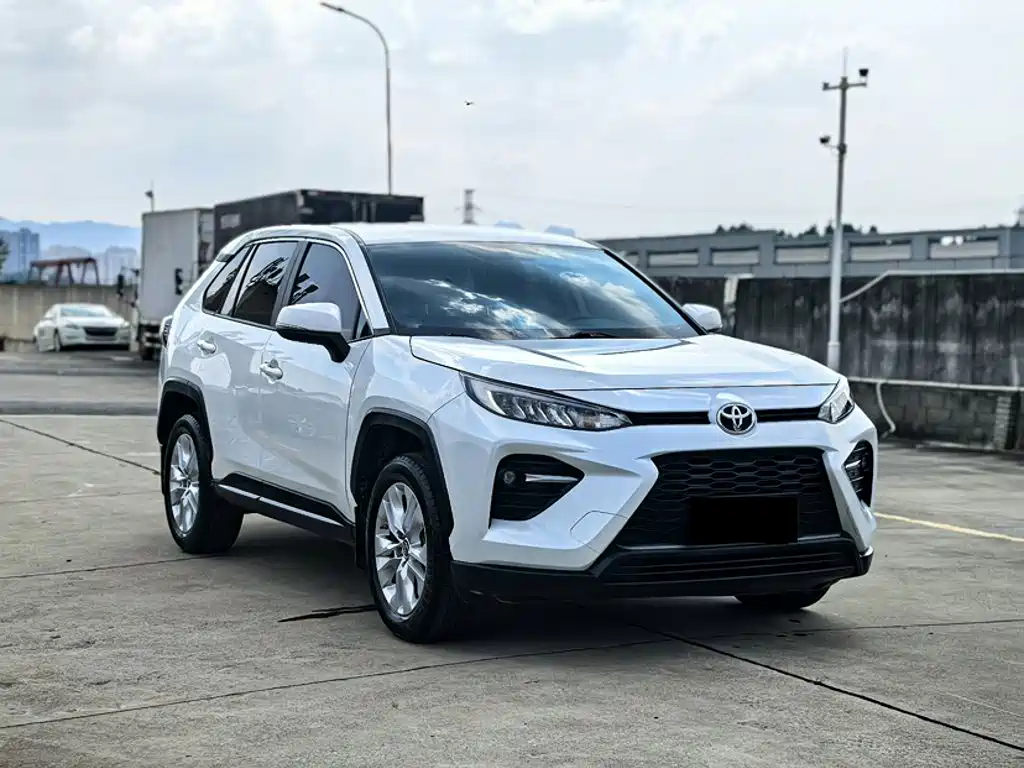 Toyota Wildlander — миниатюра 8