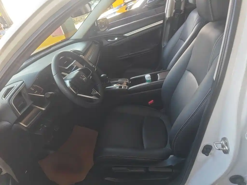 Honda Civic — миниатюра 15