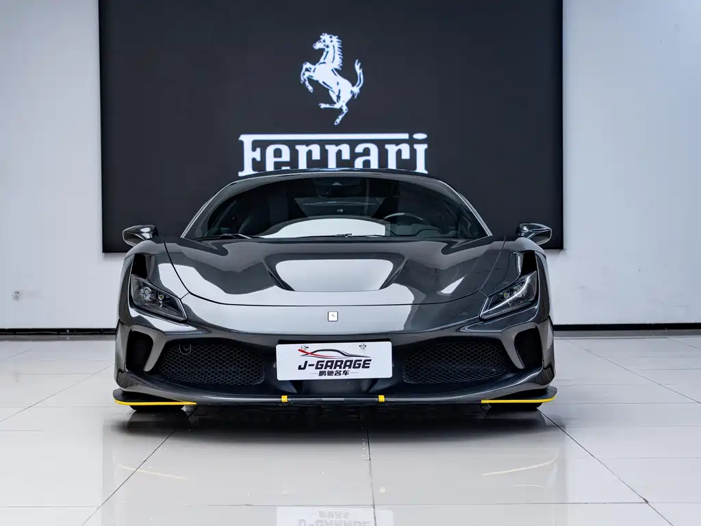 Ferrari F8 — миниатюра 2