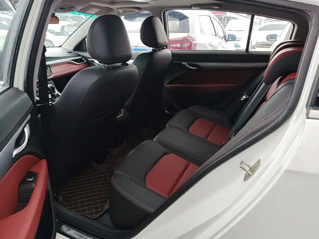 Geely Vision S1 — миниатюра 17