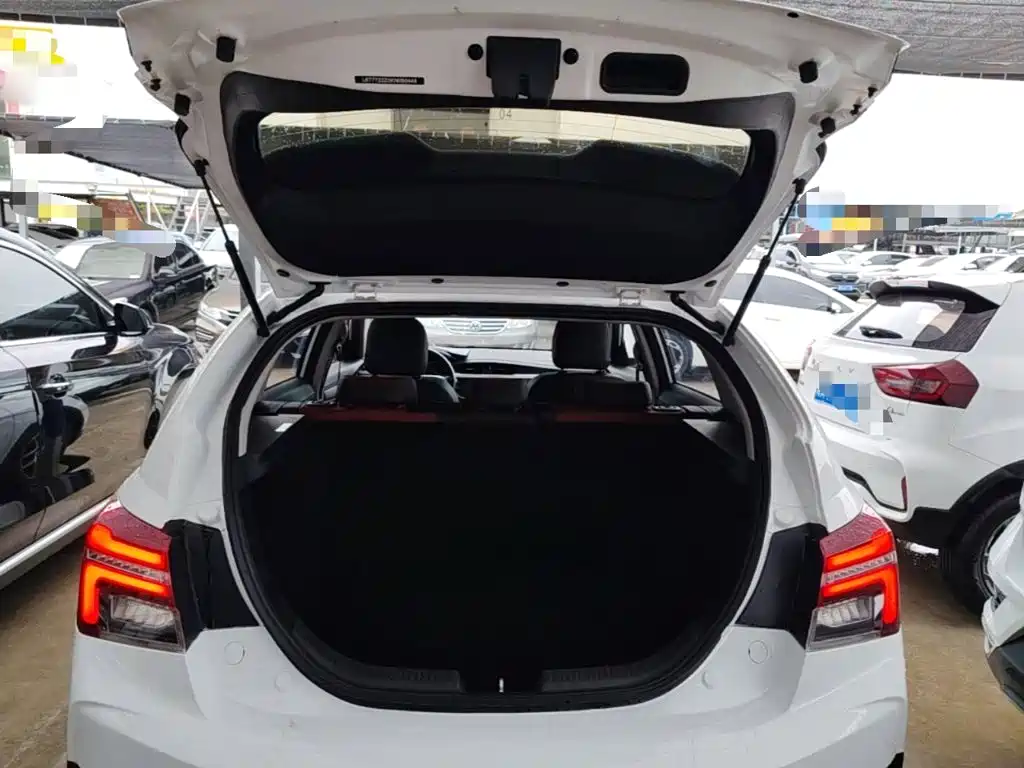Geely Vision S1 — миниатюра 19
