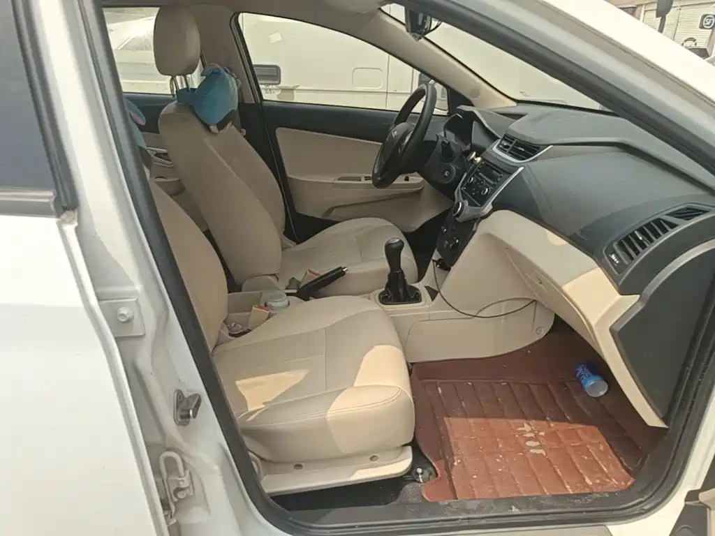 Chery Fengyun 2 — миниатюра 25