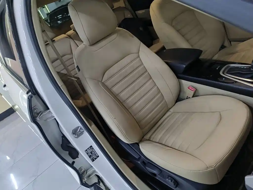 Ford Edge — миниатюра 25