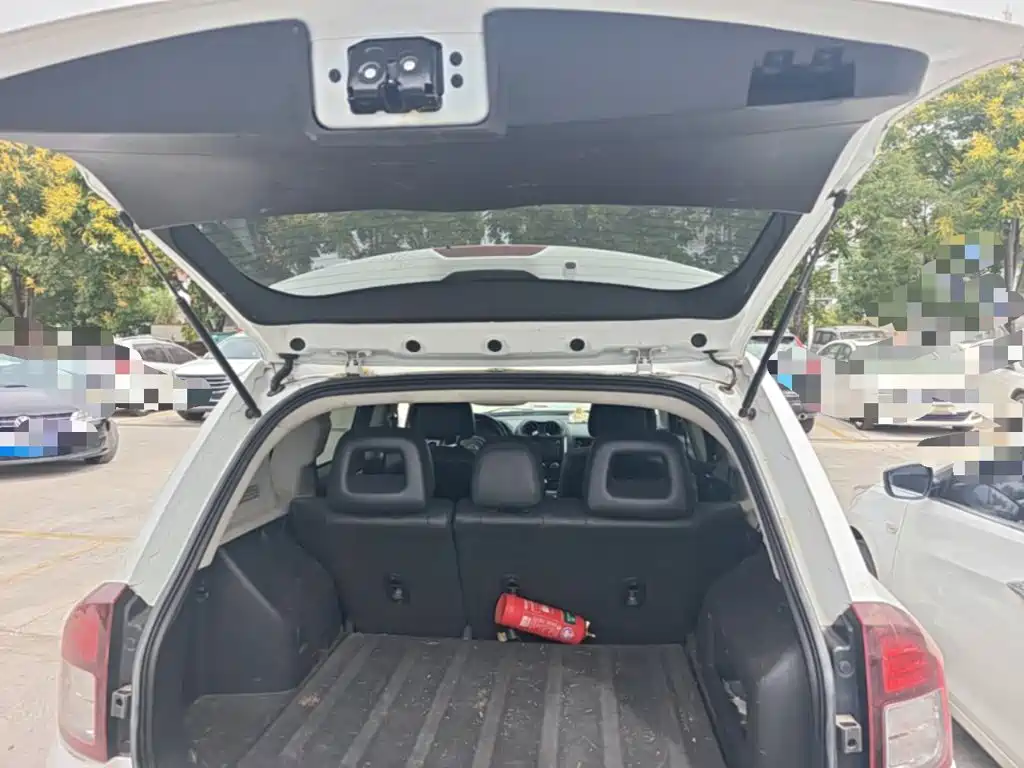 Jeep Compass (Import) — миниатюра 19