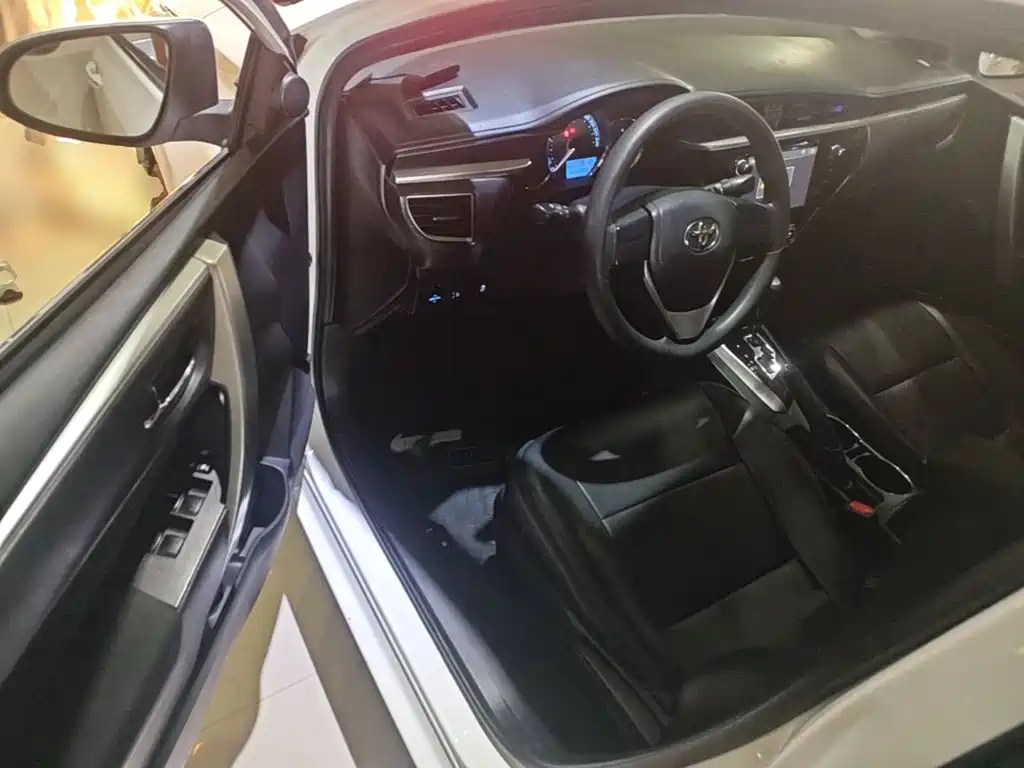 Toyota Corolla — миниатюра 16