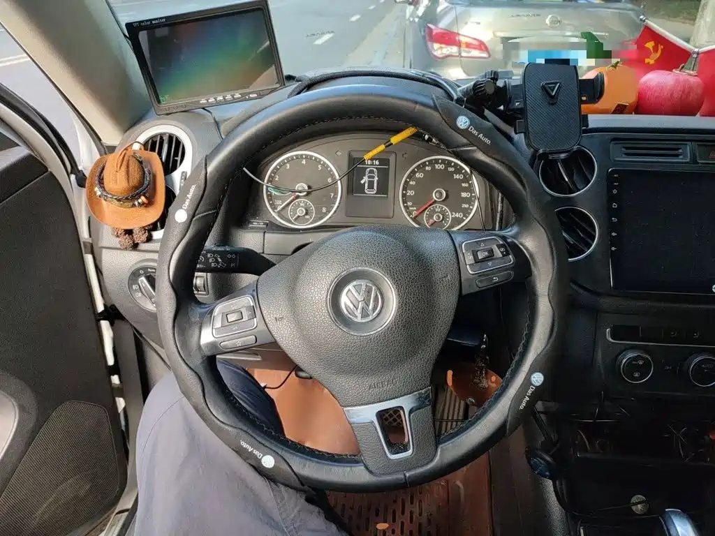 Volkswagen Tiguan 2015 1.8TSI AT Comfort